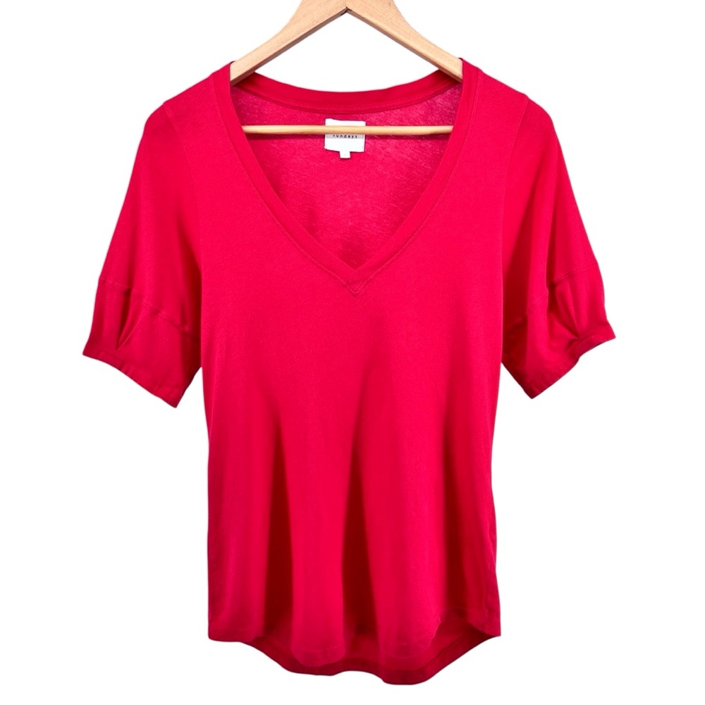 Sundays Cotton V Neck Puff Short Sleeve Tee Sz 2 Red Made in USA Curved Hem